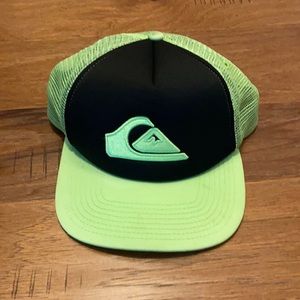 Quicksilver Unisex 2 tone Flat Brim Trucker Cap